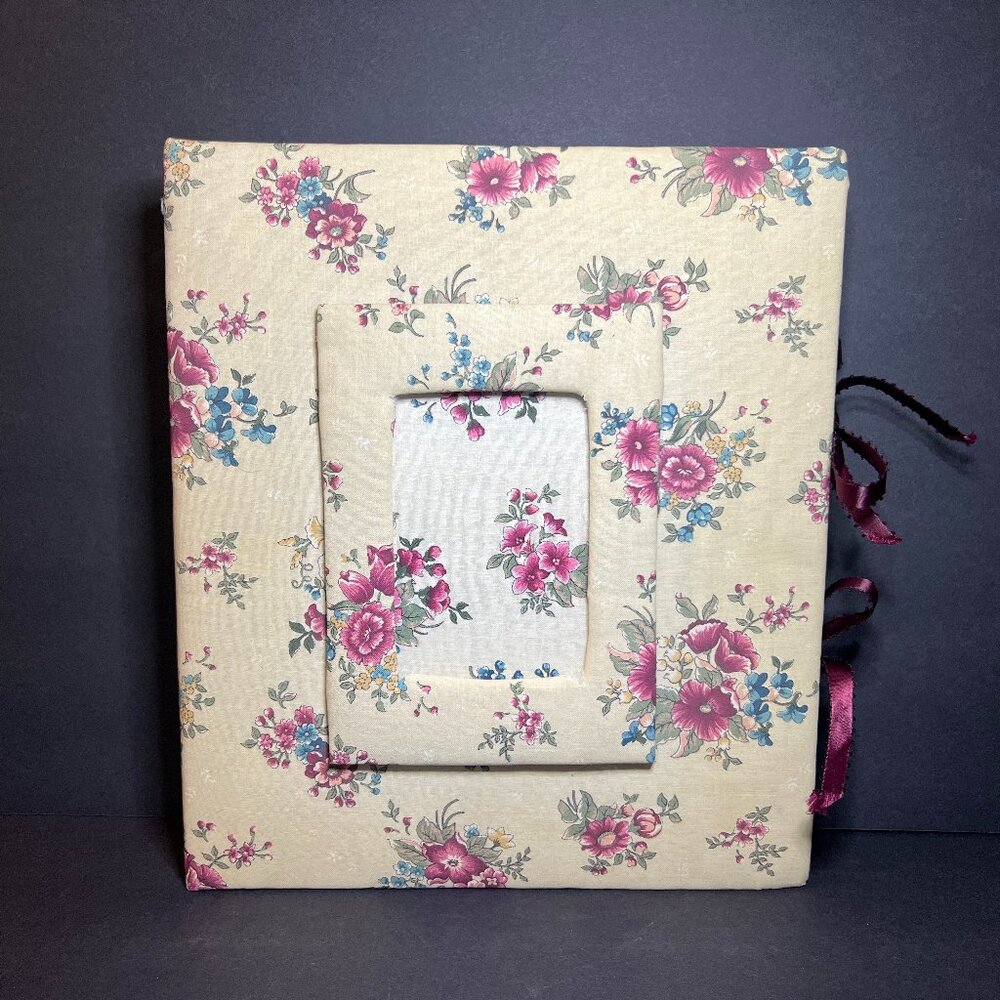 Vintage Handmade Grannycore Cottagecore Floral Padded Fabric Binder Photo Album